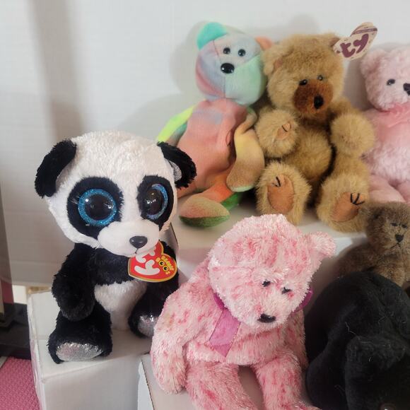 Lot of 24 Small Plush Bears - TY, Russ, Assorted Some Vintage Collectibles - Picture 7 of 16